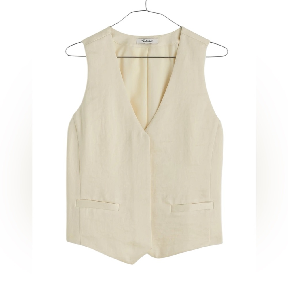 Madewell Textured Drapey Satin Button-Front Vest Top in Cake Batter